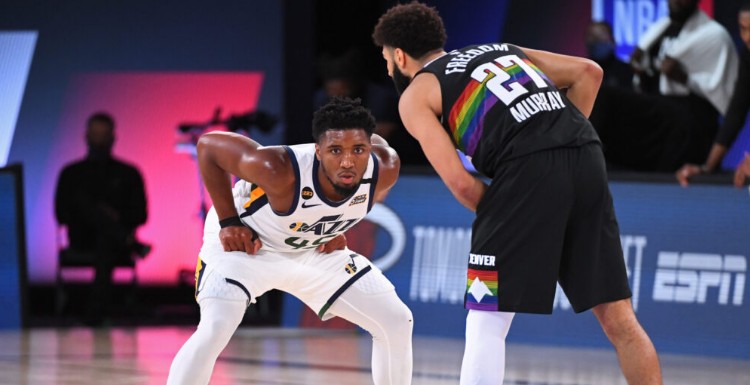 他们更多依 他们更多依