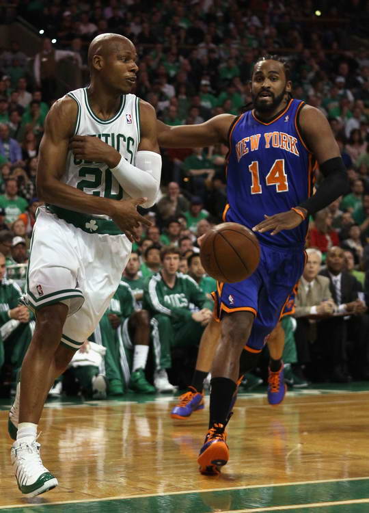 外谨慎上球 外谨慎上球